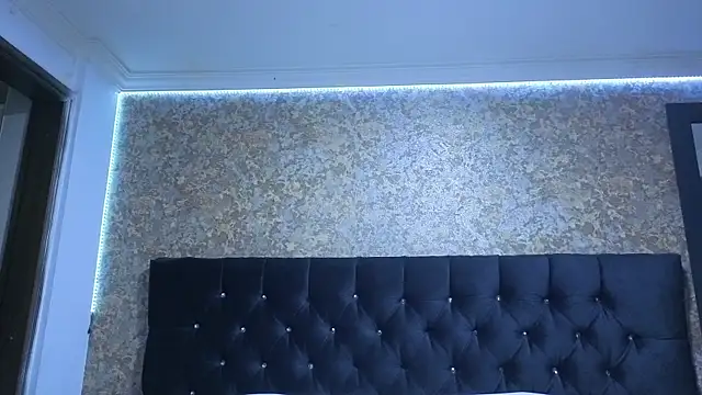 stella xue online show from 11/24/25, 07:57