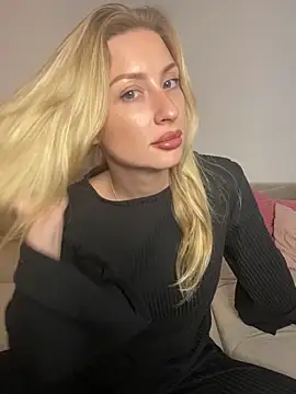 belle98 online show from 12/20/25, 02:46