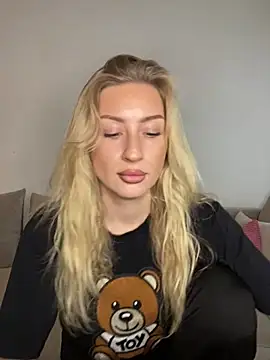 belle98 online show from 12/22/25, 11:51