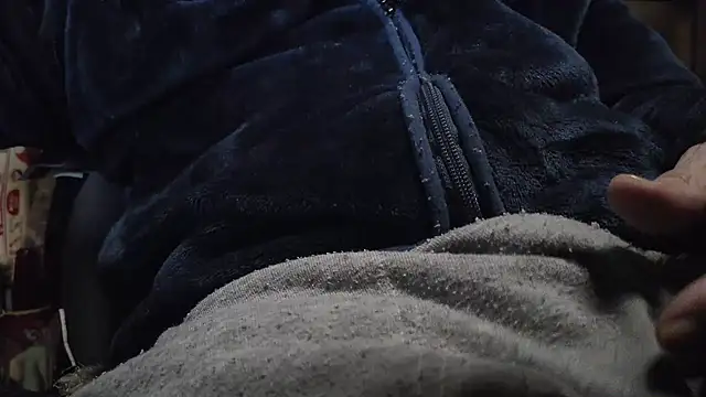 Snapshot of hidenyan02 chatting on 01/22/25, 11:12 hidenyan02 online show from 01/22/25, 11:12