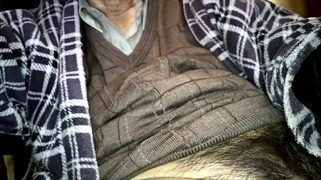 Snapshot of hidenyan02 chatting on 02/24/25, 11:19 hidenyan02 online show from 02/24/25, 11:19