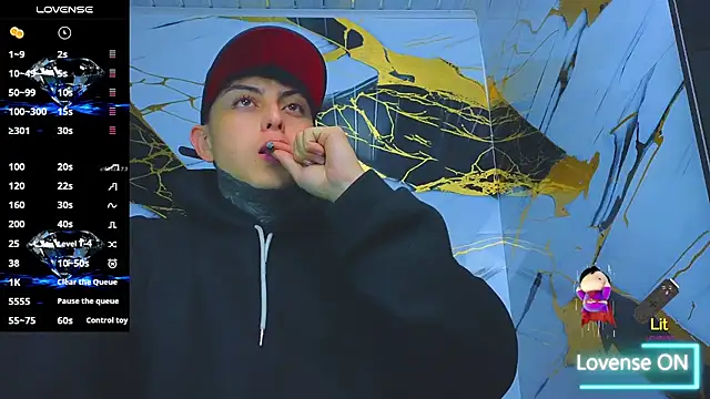 Snapshot of Kevin22_222 chatting on 09/12/25, 06:13 Kevin22 222 online show from 09/12/25, 06:13