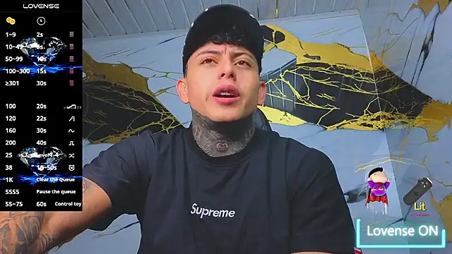 Snapshot of Kevin22_222 chatting on 09/29/25, 05:12 Kevin22 222 online show from 09/29/25, 05:12