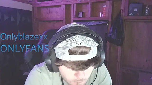 OnlyBlazexx online show from 02/13/26, 02:29