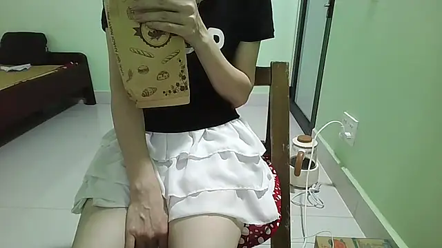 Snapshot of Luxcute286 chatting on 09/14/25, 11:59 Luxcute286 online show from 09/14/25, 11:59