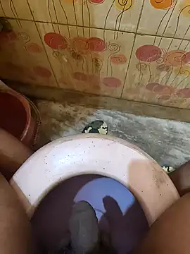 Snapshot of Rasharaj chatting on 12/20/24, 04:25 Rasharaj online show from 12/20/24, 04:25