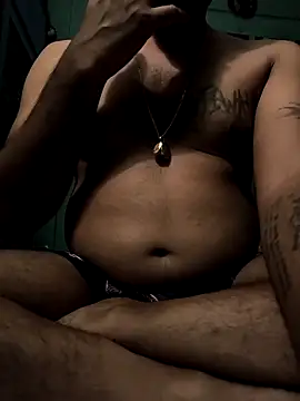 Snapshot of Rasharaj chatting on 09/20/25, 09:05 Rasharaj online show from 09/20/25, 09:05