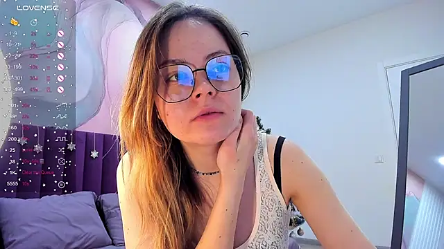 Snapshot of Kelly_Cuutie chatting on 01/14/25, 05:08 Kelly Cuutie online show from 01/14/25, 05:08