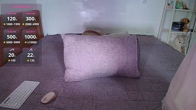 Baby Claraa online show from 05/18/26, 06:19