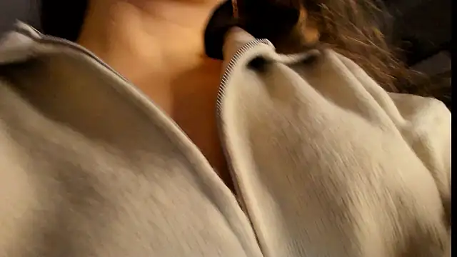 Snapshot of Lilith_lutherlow chatting on 01/13/25, 08:26 Lilith lutherlow online show from 01/13/25, 08:26