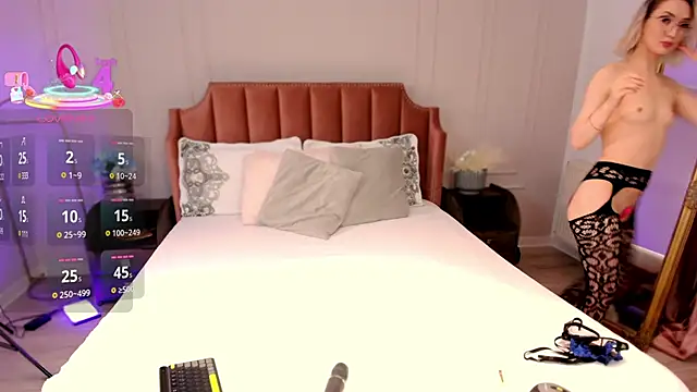 CharmingAnnie online show from 03/05/25, 06:45