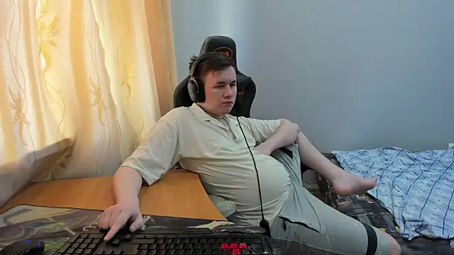 iliaskrislove online show from 05/07/26, 05:24