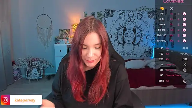 callmekatesmith online show from 10/13/25, 07:47