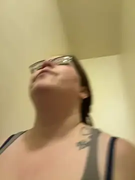 FreakNastyLacie online show from 02/25/25, 06:53