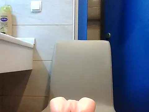 Snapshot of Fuckbyboy chatting on 02/07/25, 09:48 Fuckbyboy online show from 02/07/25, 09:48