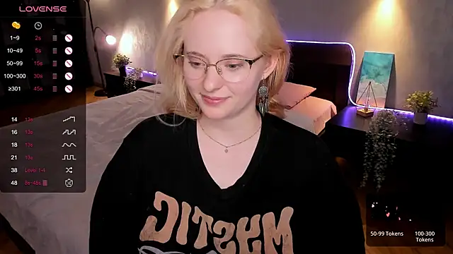 Aemilia  online show from 02/04/25, 12:33