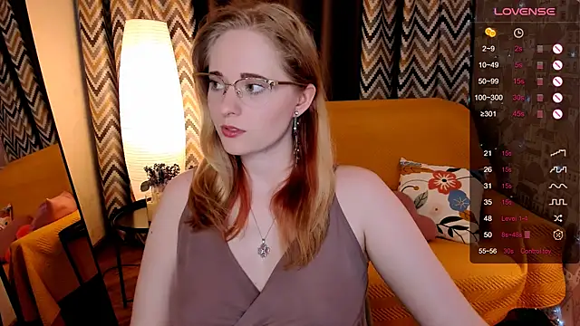 Aemilia  online show from 05/15/26, 08:43