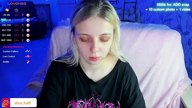 Alice Halle online show from 12/17/24, 05:29