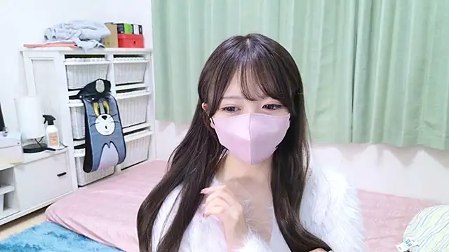 Snapshot of yuki-chi chatting on 11/25/25, 02:06 yuki-chi online show from 11/25/25, 02:06