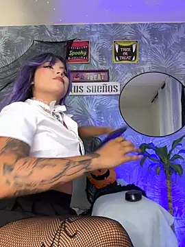 antonelaswete02 online show from 10/29/25, 12:02