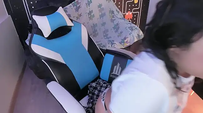 Barbara honey online show from 01/15/25, 06:40