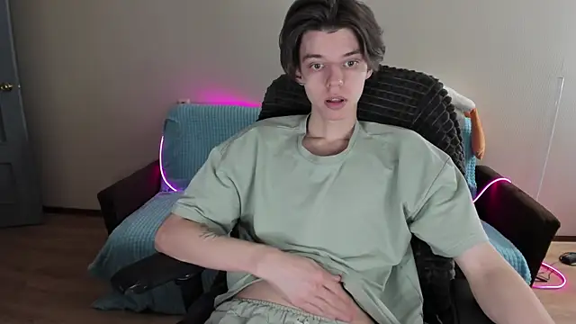 Liam sexy1 online show from 02/08/25, 02:05