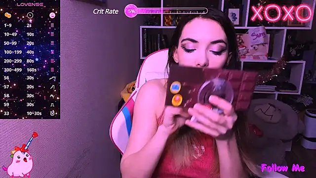 Snapshot of Sia_Shine chatting on 02/15/25, 07:28 Sia Shine online show from 02/15/25, 07:28