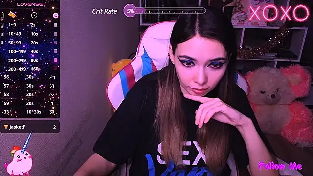 Snapshot of Sia_Shine chatting on 02/21/25, 11:32 Sia Shine online show from 02/21/25, 11:32