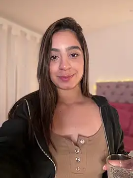 samantha evans2 online show from 04/18/26, 12:03