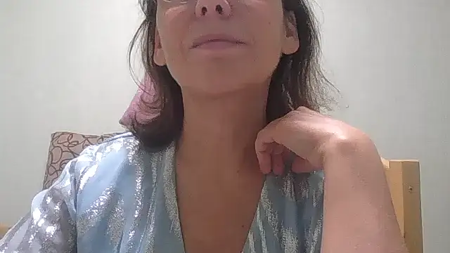 HollyJewel online show from 10/22/25, 06:51