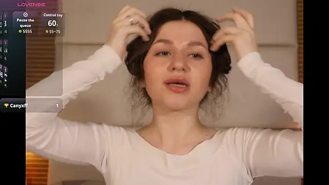 Snapshot of AliceBellamy chatting on 05/18/26, 09:31 AliceBellamy online show from 05/18/26, 09:31