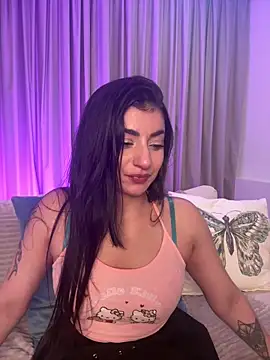 Snapshot of ZoeZayd chatting on 02/03/26, 10:37 ZoeZayd online show from 02/03/26, 10:37