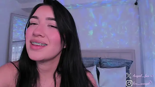 Snapshot of angeel_fox chatting on 12/05/24, 09:50 angeel fox online show from 12/05/24, 09:50