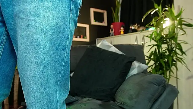 LincomAmith online show from 03/21/26, 03:55