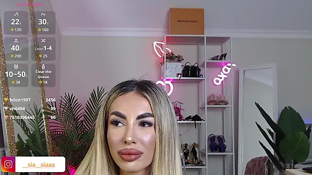 ArianaArianna online show from 03/17/26, 04:32