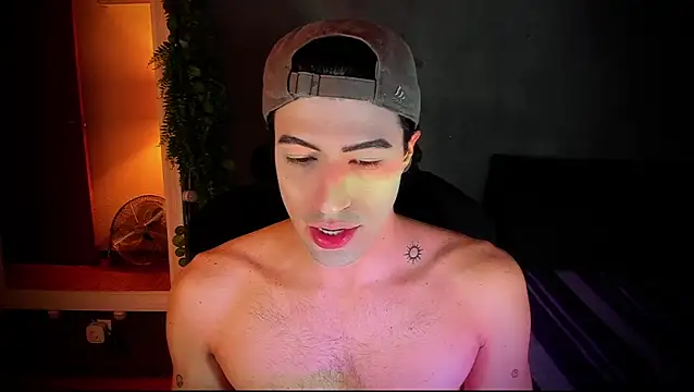 Snapshot of newjeff chatting on 10/26/25, 11:49 newjeff online show from 10/26/25, 11:49