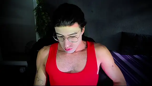 Snapshot of newjeff chatting on 10/28/25, 10:41 newjeff online show from 10/28/25, 10:41