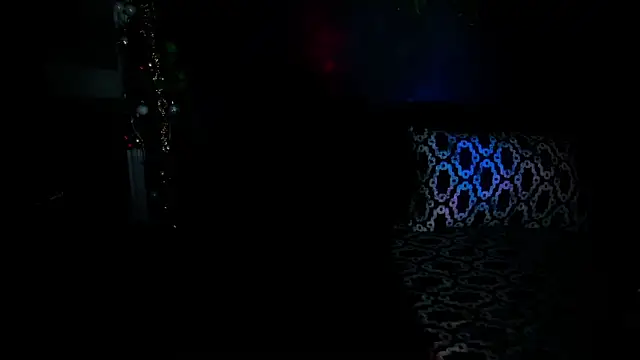 Snapshot of newjeff chatting on 12/20/25, 03:19 newjeff online show from 12/20/25, 03:19