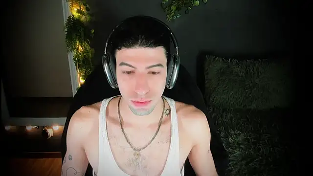 Snapshot of newjeff chatting on 02/27/26, 08:47 newjeff online show from 02/27/26, 08:47