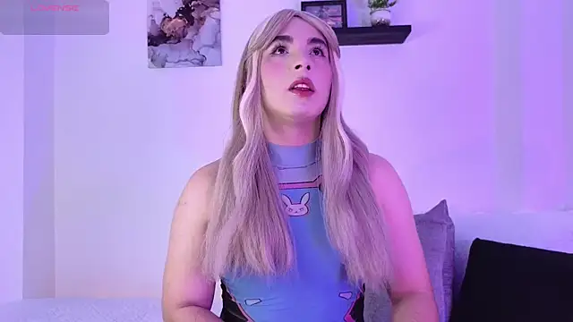 Snapshot of meloddysky chatting on 01/27/25, 05:48 meloddysky online show from 01/27/25, 05:48