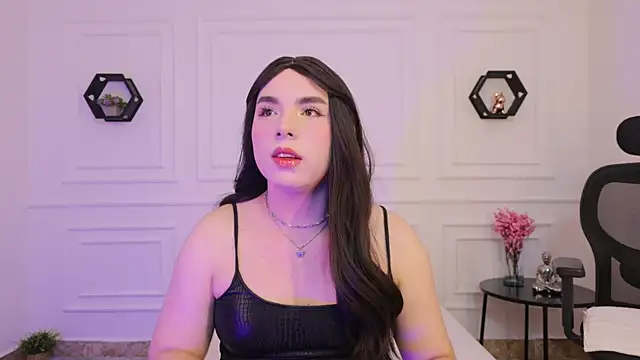 Snapshot of meloddysky chatting on 09/16/25, 09:05 meloddysky online show from 09/16/25, 09:05