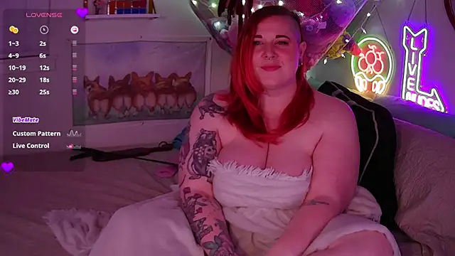 opalreigning online show from 10/11/25, 10:14