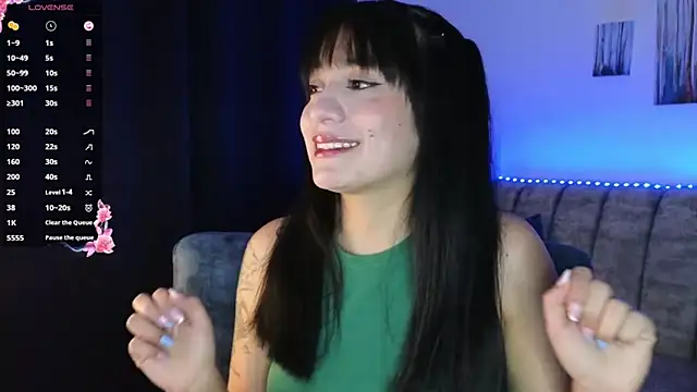 Snapshot of ZaraDames_ chatting on 10/05/25, 03:16 ZaraDames online show from 10/05/25, 03:16