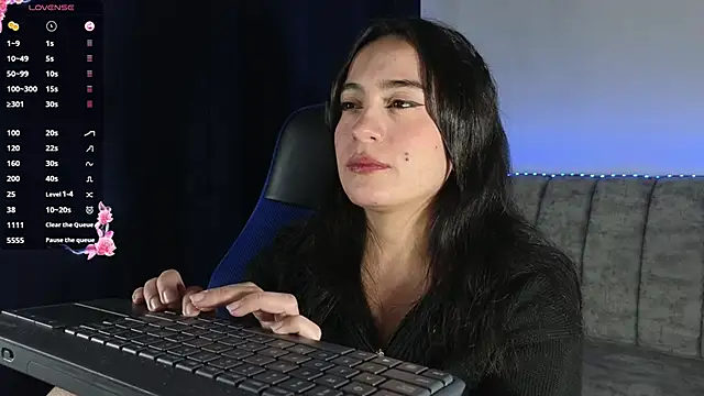 ZaraDames  online show from 05/26/26, 02:29