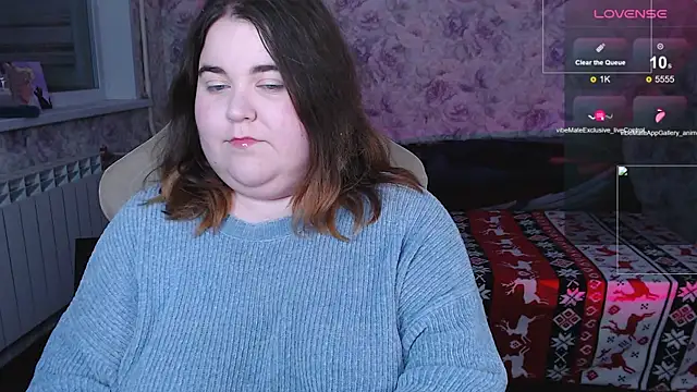 Estelle Hicks online show from 11/08/25, 06:29