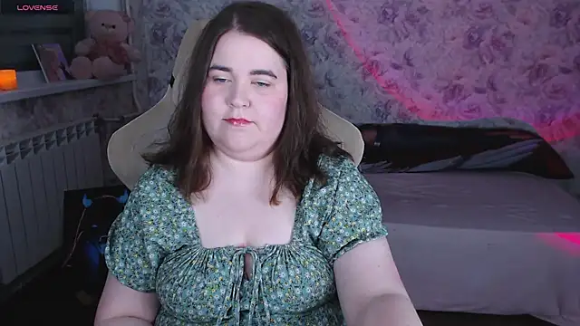 Estelle Hicks online show from 05/29/26, 07:01