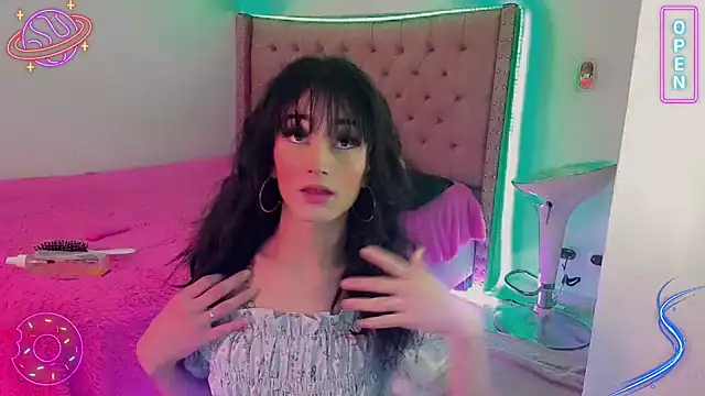 LittleEmmaa online show from 12/30/24, 04:08