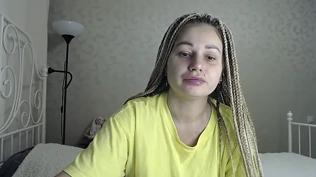 Snapshot of ShyEvaa chatting on 10/31/25, 02:29 ShyEvaa online show from 10/31/25, 02:29