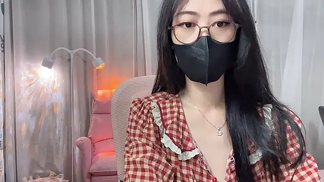  minji bae online show from 04/16/26, 05:36