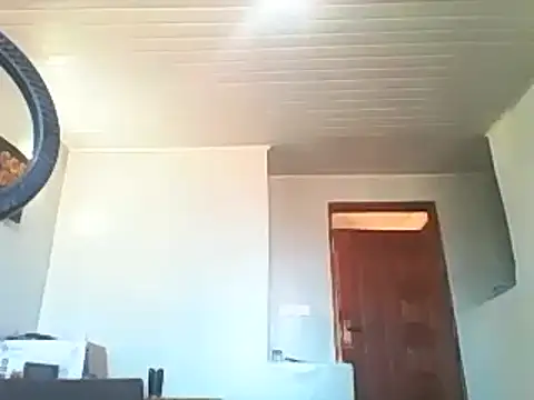 Snapshot of chilliedoug chatting on 12/04/24, 04:43 chilliedoug online show from 12/04/24, 04:43